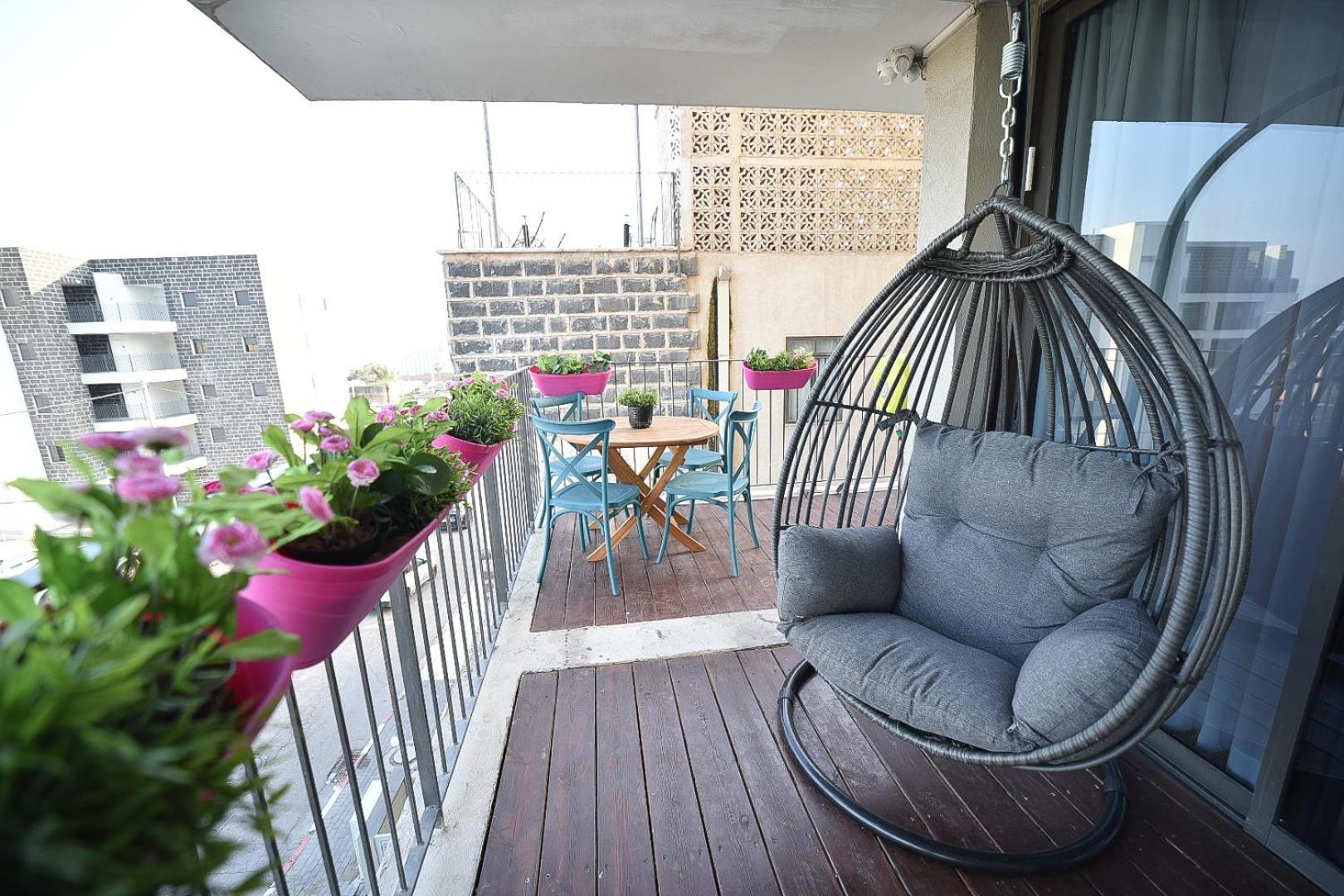 Yalarent Migdalor Boutique Apartments With Sea Views Тверия Экстерьер фото