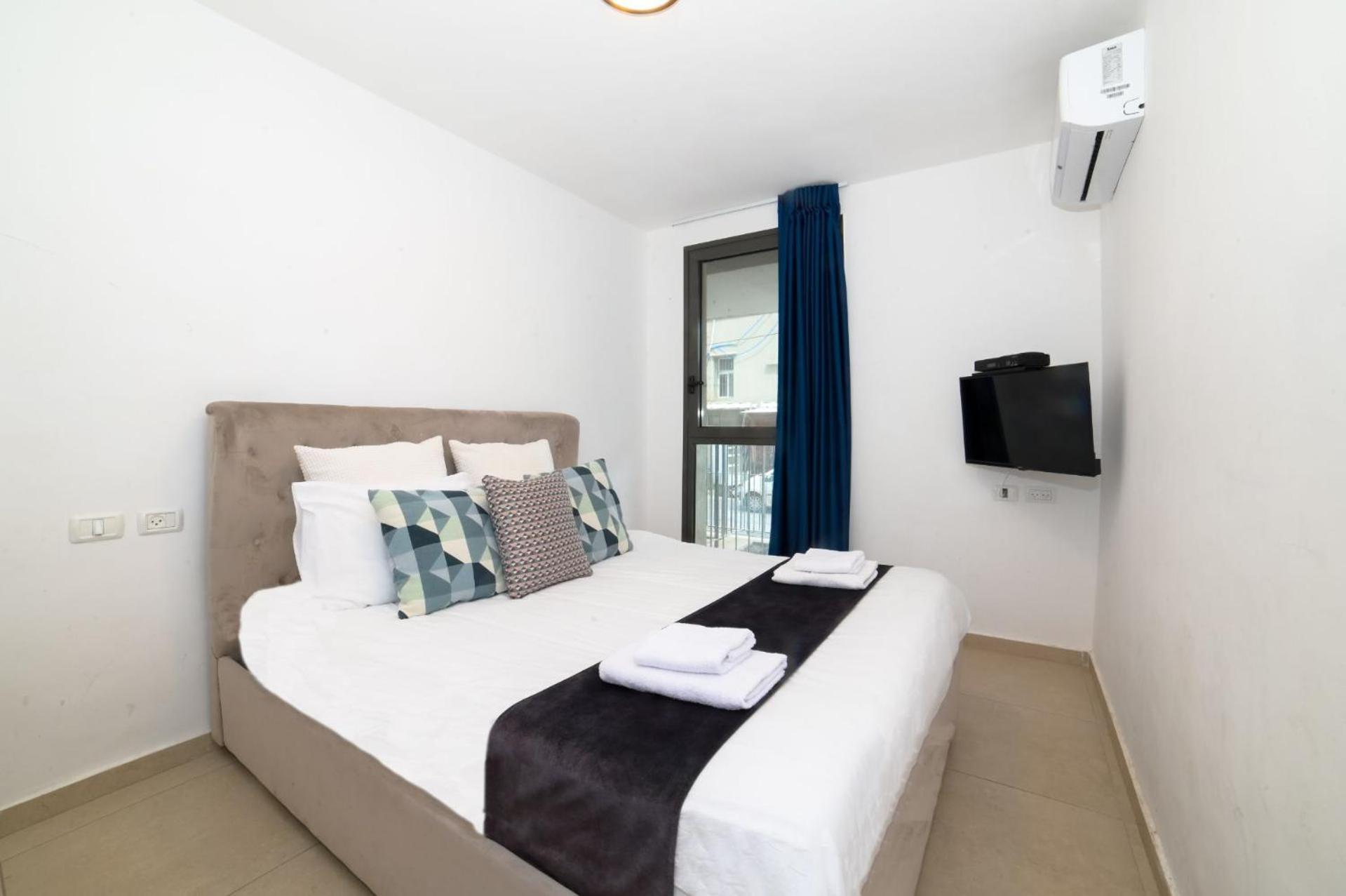 Yalarent Migdalor Boutique Apartments With Sea Views Тверия Экстерьер фото